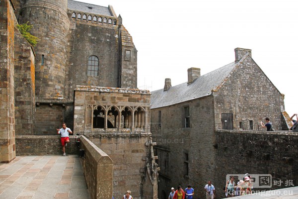 图片说明 图片说明