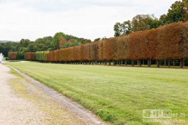 漫步香舒芒城堡花园 (Chateau de Champs-sur-Marne) 漫步香舒芒城堡花园 (Chateau de Champs-sur-Marne)