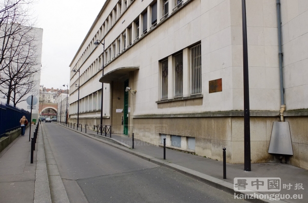 华工纪念铜牌在此