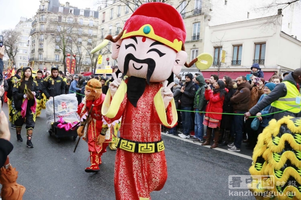 巴黎13区欢庆中国新年游行