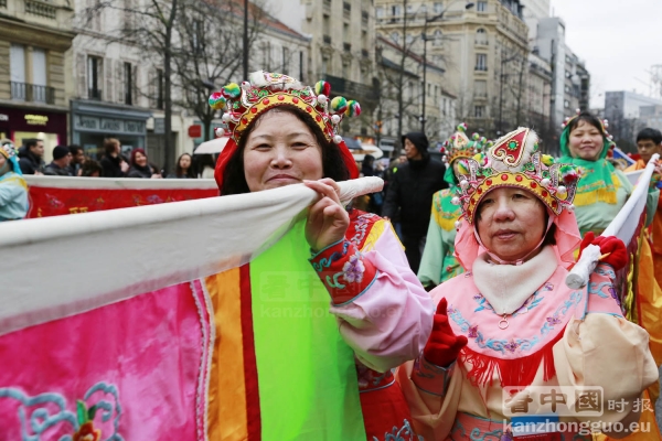 巴黎13区欢庆中国新年游行