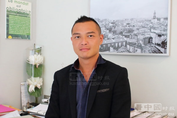 Primas Immobilier的地产专业人士Yvan HU(摄影:程茗芝/看中国) Primas Immobilier的地产专业人士Yvan HU(摄影:程茗芝/看中国)