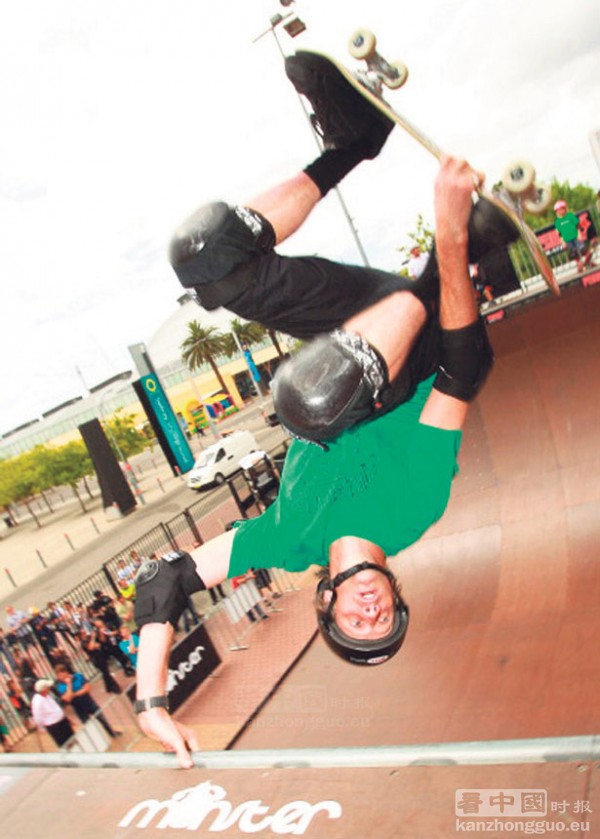 游客滑板撞伤致死 极限运动再引争议(图片来源:Getty Images) 游客滑板撞伤致死 极限运动再引争议(图片来源:Getty Images)