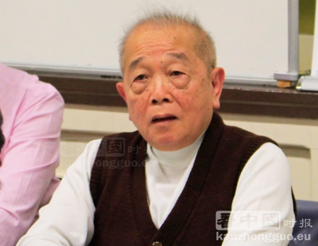 《印支华人沧桑岁月》主编黎振环先生(摄影:林莲怡/看中国) 《印支华人沧桑岁月》主编黎振环先生(摄影:林莲怡/看中国)