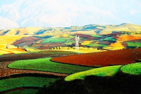 七彩云南(网络图片) 七彩云南(网络图片)