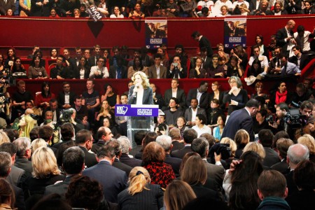 莫里泽在3月19日冬季马戏团的造势大会上演讲。（摄影：林莲怡/看中国）