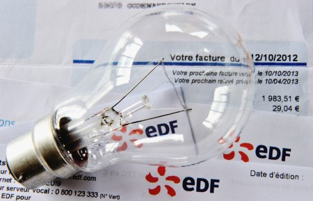 法国电力公司(EDF)的电费账单(AFP/Getty Images) 法国电力公司(EDF)的电费账单(AFP/Getty Images)