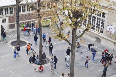 巴黎小学校园（AFP/Getty Images）