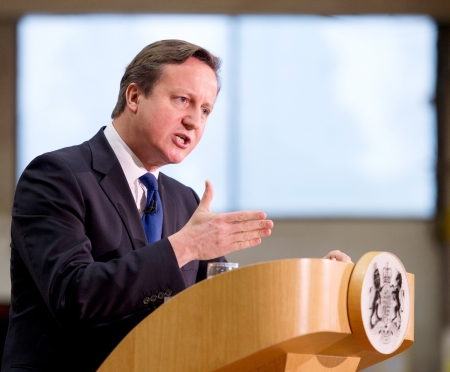 11月28日,卡梅伦发表讲话,宣布限制移民新措施。(Getty Images) 11月28日,卡梅伦发表讲话,宣布限制移民新措施。(Getty Images)