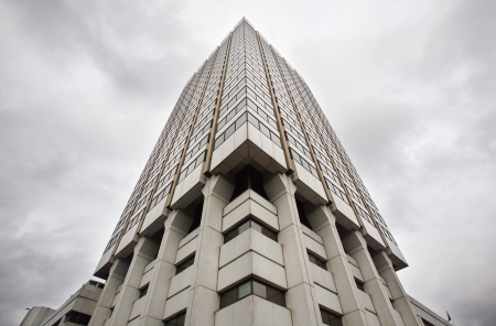 位于伦敦的英国独立电视台(ITV)总部。英国电视竞选辩论终达成协议,七方领袖现场直播辩论会将由英国独立电视台在4月2号播出。(Getty Images) 位于伦敦的英国独立电视台(ITV)总部。英国电视竞选辩论终达成协议,七方领袖现场直播辩论会将由英国独立电视台在4月2号播出。(Getty Images)