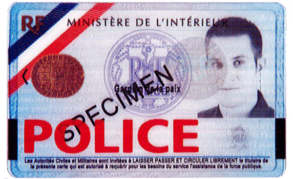 2012年之后全面普及的新警员卡 2012年之后全面普及的新警员卡