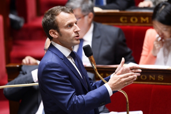 法国经济、产业更新和信息技术部长马克隆(AFP/Gettyimages) 法国经济、产业更新和信息技术部长马克隆(AFP/Gettyimages)