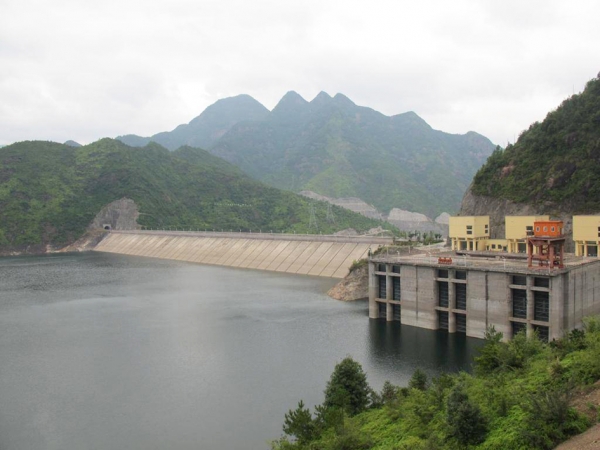 滩坑水电站大坝(网络图片) 滩坑水电站大坝(网络图片)