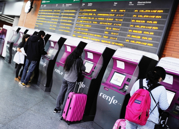 马德里火车站售票处（Getty Images）