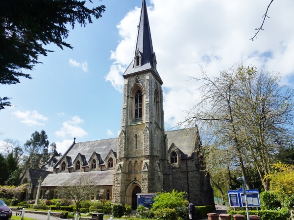 伦敦南德威，圣•斯德芬教堂 (维基百科)