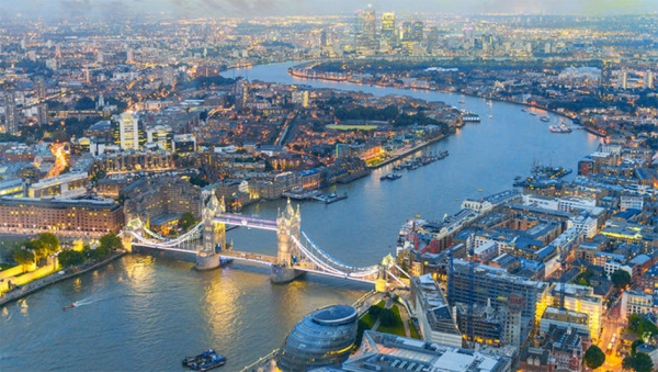 俯瞰伦敦(123RF)