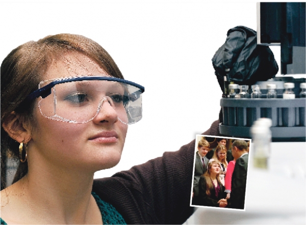 Sara在2013年 获得英特尔科学奖后， 与其他获奖者一同受邀 前往白宫， 并受到 奥巴马接见。 (网络图片)