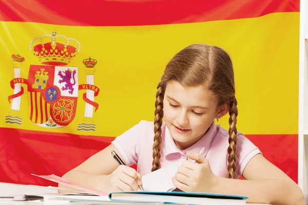 西班牙学生（123RF）