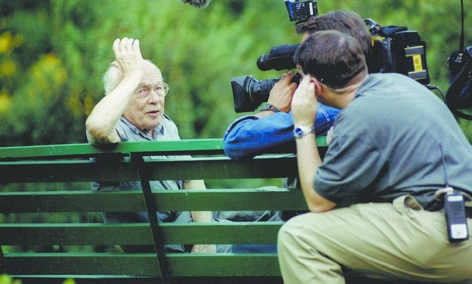 波兰医生Eugene Lazowski使用“疫苗”成功救下8千犹太人。(网络图片) 波兰医生Eugene Lazowski使用“疫苗”成功救下8千犹太人。(网络图片)