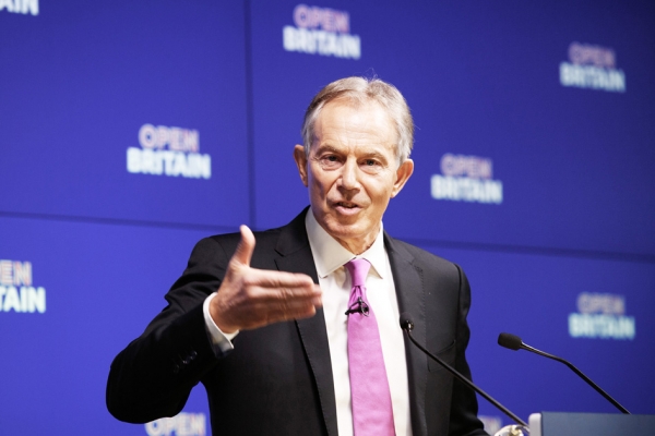 2017年2月17日伦敦，前英国首相托尼•布莱尔发表主题演讲，声称，人们在不知道退出欧盟真正条件的情况下进行了全民投票，并敦促亲欧派“起来”说服英国人改变主意。