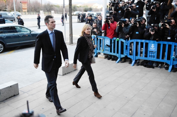 图为西班牙公主克里斯蒂娜和她的丈夫乌丹加林。 图为西班牙公主克里斯蒂娜和她的丈夫乌丹加林。