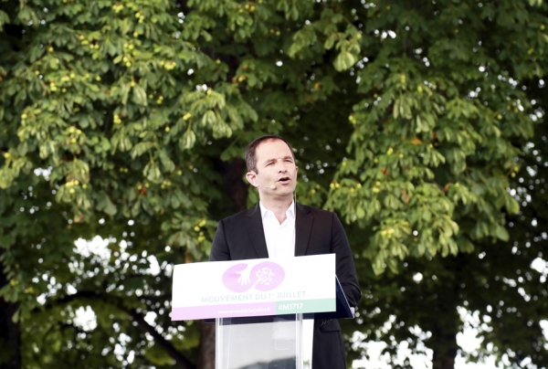 7月1日,阿蒙宣布退出社会党,创建新政治组织“7月1日运动”。(AFP/Getty Images) 7月1日,阿蒙宣布退出社会党,创建新政治组织“7月1日运动”。(AFP/Getty Images)