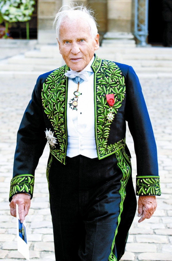 让•端木松(Jean d’Ormesson)(AFP/Getty Images) 让•端木松(Jean d’Ormesson)(AFP/Getty Images)
