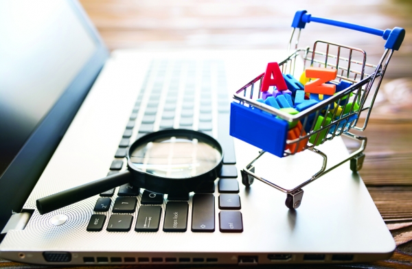 中国央行紧抓互联网金融，支付机构客户备付金交存比例将提高至50%左右。（Fotolia）