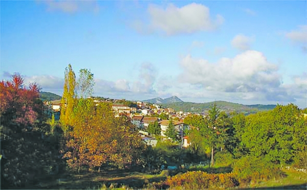 意大利撒丁岛奥洛拉伊（Pispisos/维基百科） 