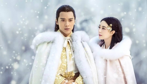 高云翔与范冰冰在《巴清传》中的剧照 高云翔与范冰冰在《巴清传》中的剧照