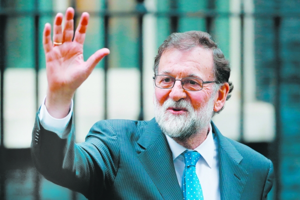 西班牙前首相拉霍伊 (AFP/Getty Images) 西班牙前首相拉霍伊 (AFP/Getty Images)