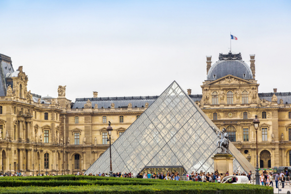 卢浮宫(123RF) 卢浮宫(123RF)