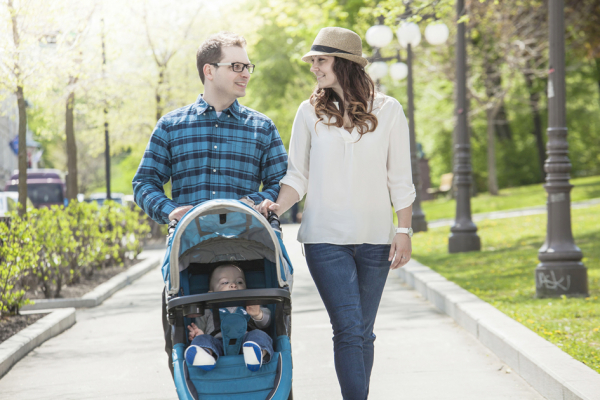 7月4日,西班牙官方公告正式发布针对父亲们的陪产假新条例。(123RF) 7月4日,西班牙官方公告正式发布针对父亲们的陪产假新条例。(123RF)