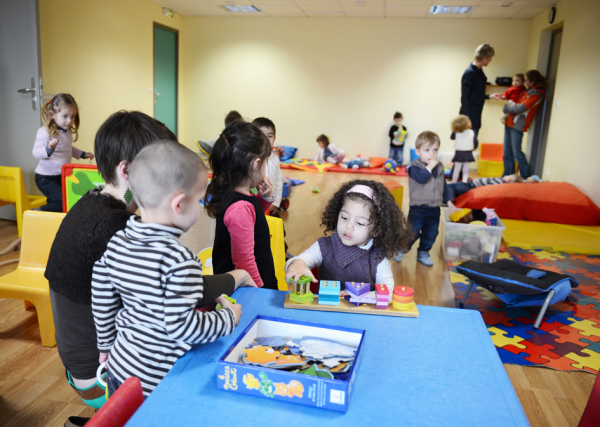 法国一幼儿园(AFP/Getty Images) 法国一幼儿园(AFP/Getty Images)