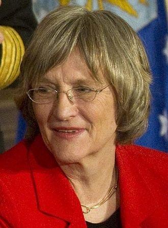 哈佛三百多年唯一一位女校长德鲁.吉尔平.大众特