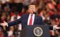 川普11月26日在佛罗里达BB＆T中心发表演讲。（图片来源：Joe Raedle/Getty Images）