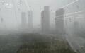 8月12日中午开始北京出现大暴雨天气，能见度大幅下降，视线一片模糊。   （图片来源：视频截图）
