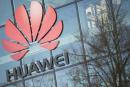 华为公司标志（DANIEL LEAL/AFP via Getty Images）