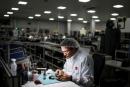 德国工厂的工人（PATRICIA DE MELO MOREIRA/AFP via Getty Images）