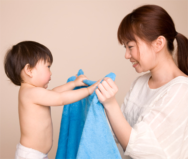 日本妈妈（123 rf）