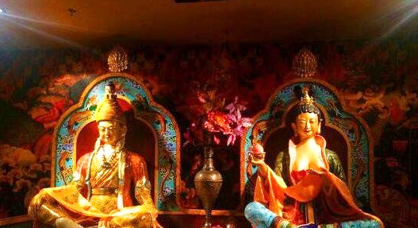 金城公主入蕃三十年,力促唐蕃和盟,为两地文化交流贡献良多。