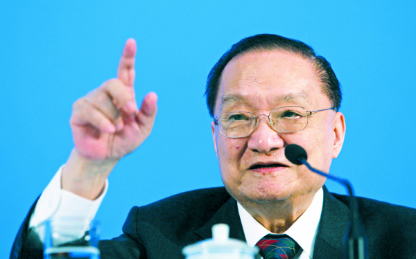 金庸 (CHINA PHOTOS/GETTY IMAGES)