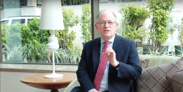 巴亚达家庭健康保险公司创始人和董事长马克•巴亚达（Mark Baiada）