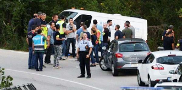 西班牙国民警卫队例行检查。