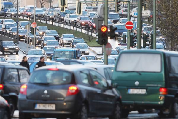 柴油车禁令真的能帮助改善空气污染吗?(AFP/Getty Images)