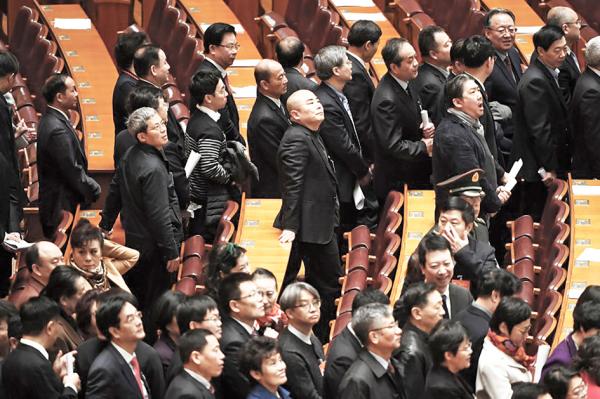 参加两会的大陆官员 (AFP/Getty Images)