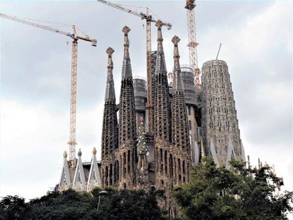 2018年正在建造的圣家堂(Sagrada Família) (Canaan / 维基百科)