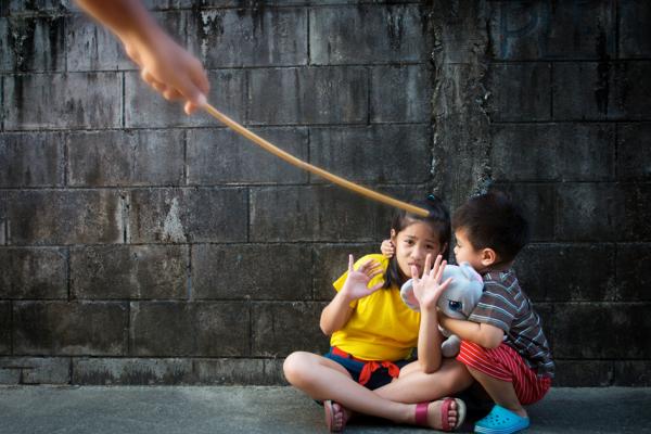 受处罚的孩子(123rf)