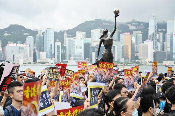 香港“反送中”行动持续延烧。(HECTOR RETAMAL/AFP/Getty Images)