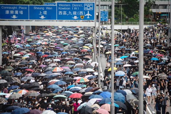 8月31日,香港街头的抗议者(Getty Images)